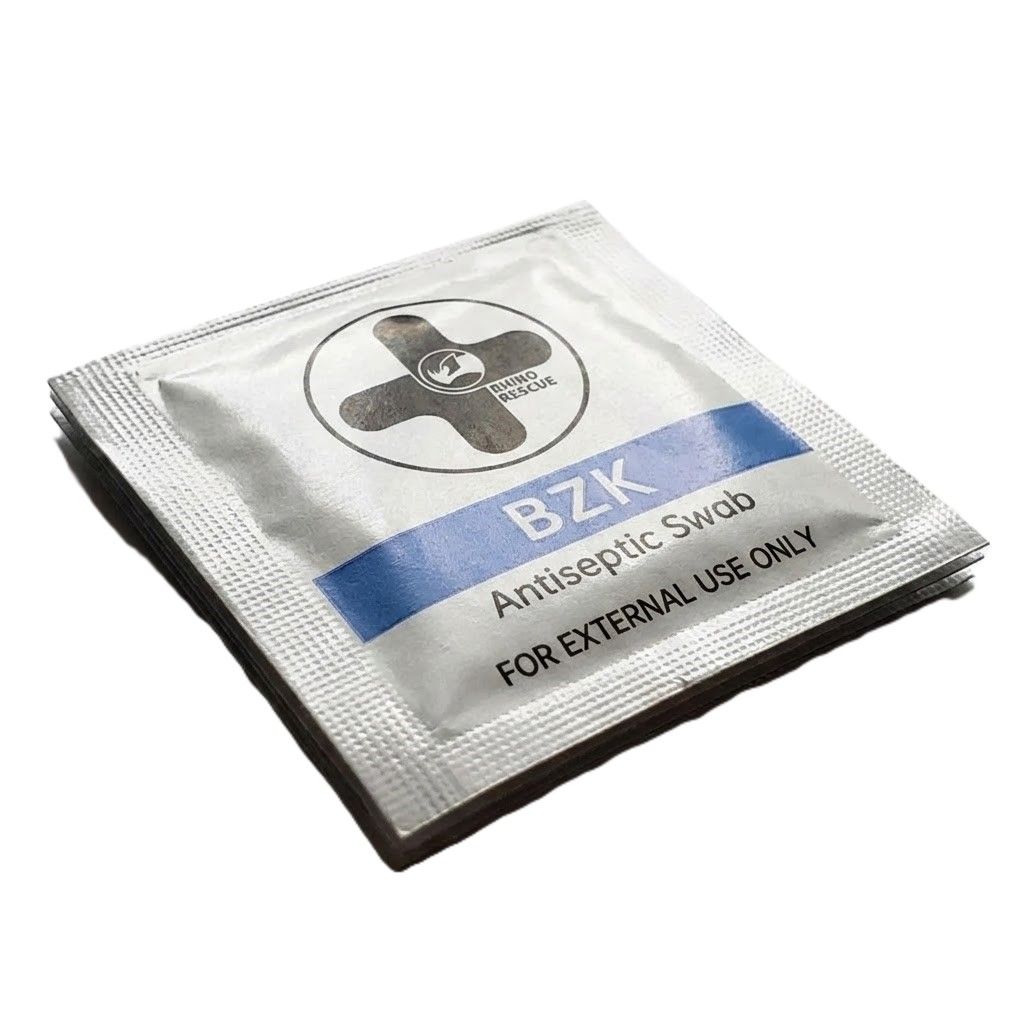 Салфетка антисептическая RHINO Rescue BZK Antiseptic Swab, фото 5